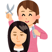 ウィッグをカットする女性